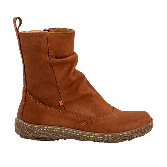 Brown El Naturalista boot with pull on tag